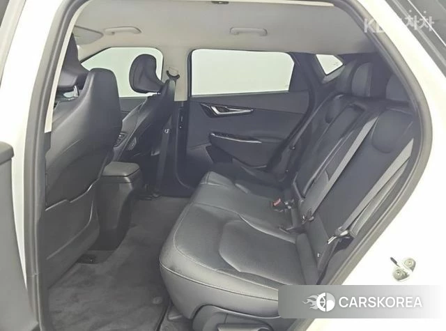Kia EV6 2022 Белый из Кореи, фото 3