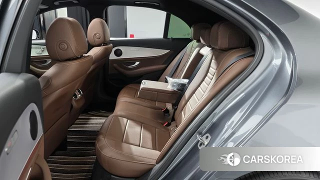 Mercedes-Benz E-Class W213 2020 Серый из Кореи, фото 3