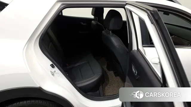 Kia Stonic 2020 Белый из Кореи, фото 3