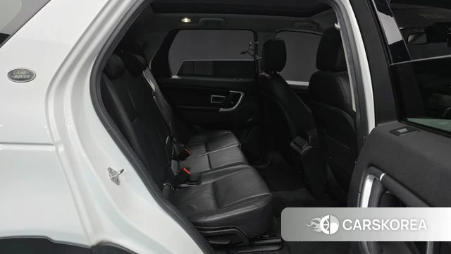 Land Rover Discovery Sports 2019 Белый из Кореи, фото 3