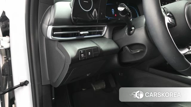 Hyundai The New Avante (CN7) 2023 Белый из Кореи, фото 3