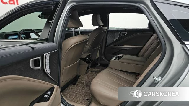 Kia K8 Hybrid 2024 Серебристо-серый из Кореи, фото 3