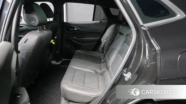 Chevrolet (GM Daewoo) Trax Crossover 2024 Черный из Кореи, фото 3