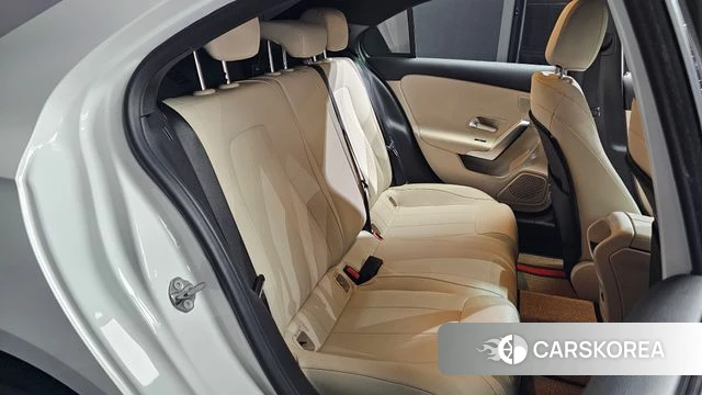 Mercedes-Benz A-Class W177 2021 Белый из Кореи, фото 3