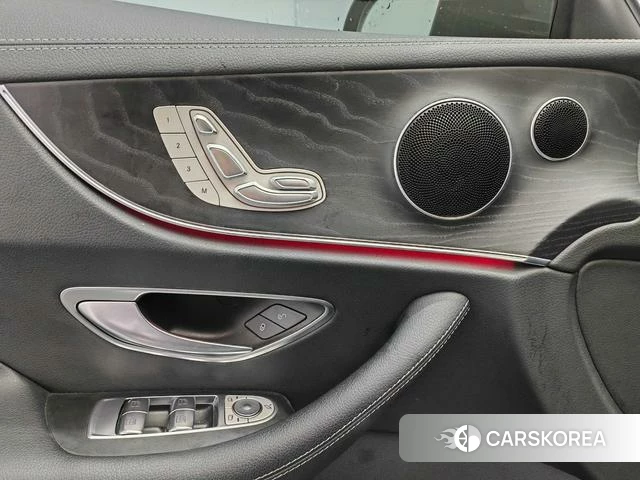 Mercedes-Benz E-class (imported) id 4209966 из Китая 3