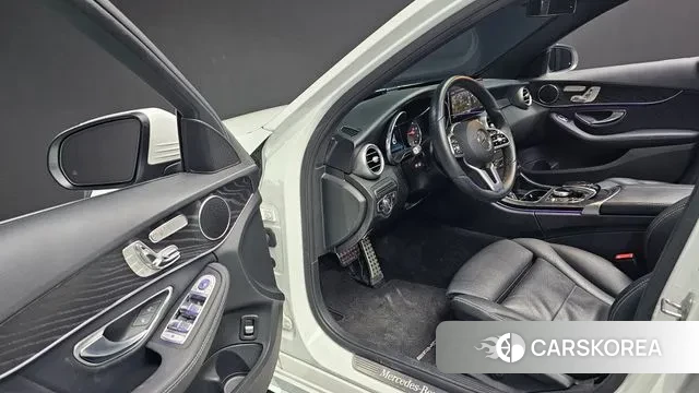 Mercedes-Benz C-Class W205 2019 Белый из Кореи, фото 3