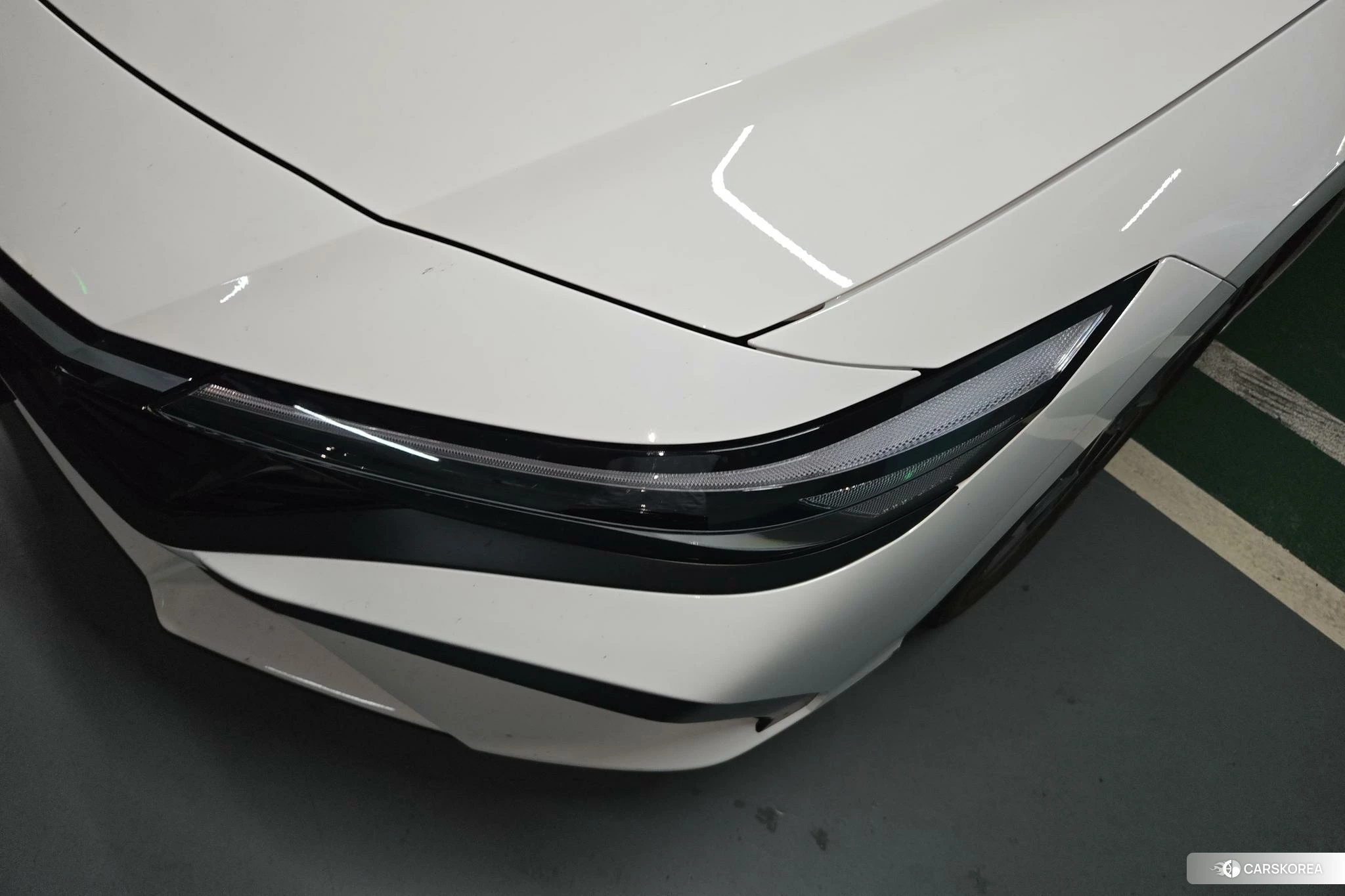 Hyundai Elantra 2023 Белый из Китая, фото 3