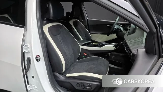 Kia EV6 2023 Белый из Кореи, фото 3