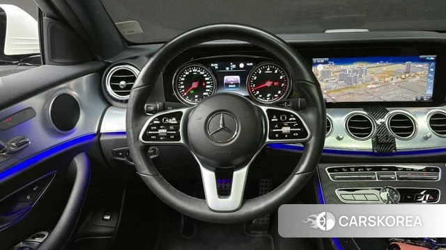 Mercedes-Benz E-Class W213 2019 Белый из Кореи, фото 3