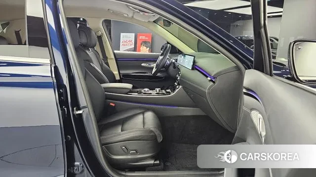 Genesis GV70 2024 Синий из Кореи, фото 3