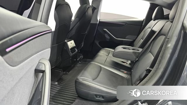 Tesla Model Y 2025 Серый из Кореи, фото 3