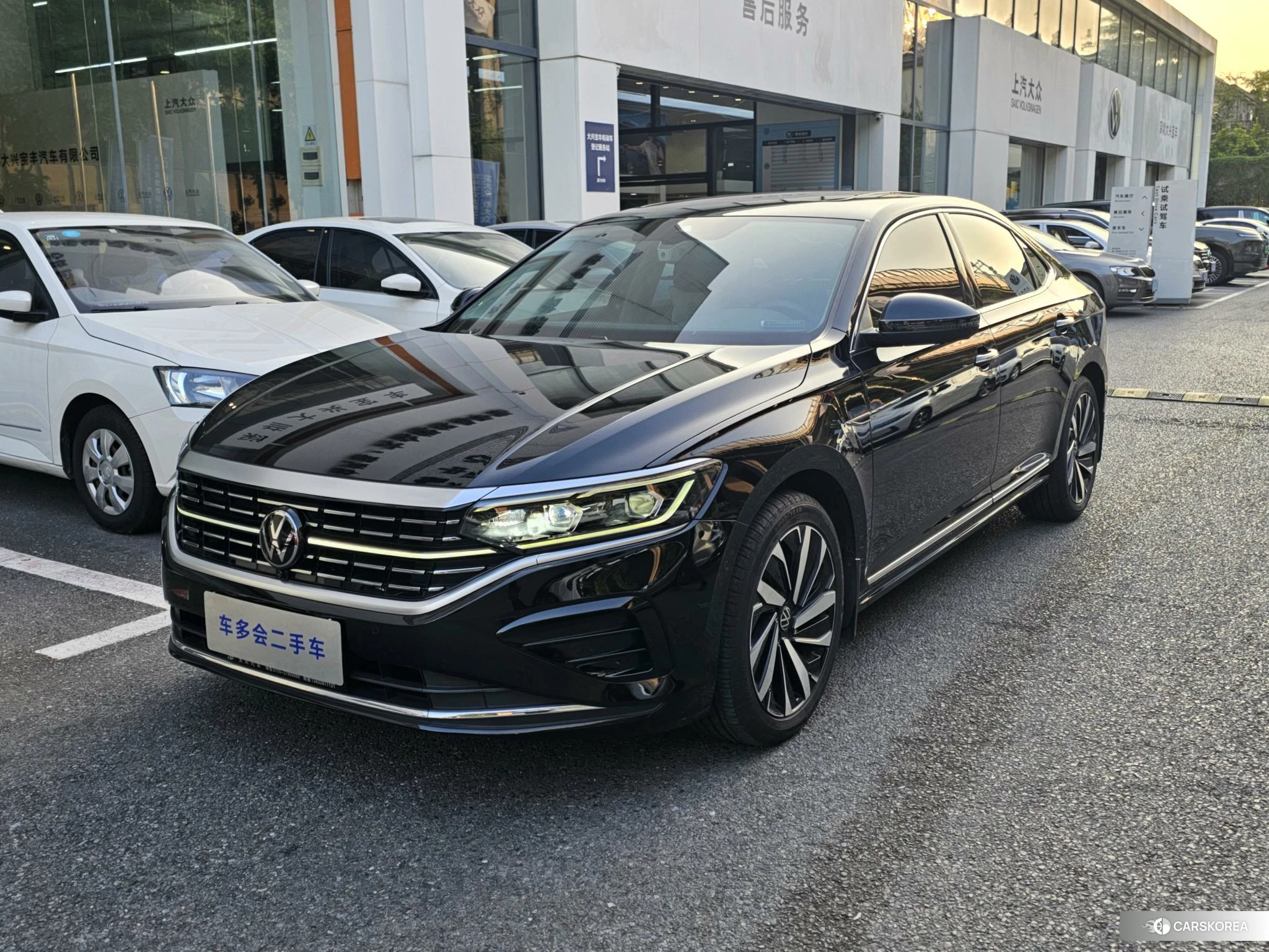 Volkswagen Passat 2023 Черный из Китая, фото 3