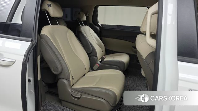 Kia Carnival 4th generation 2023 Белый из Кореи, фото 3