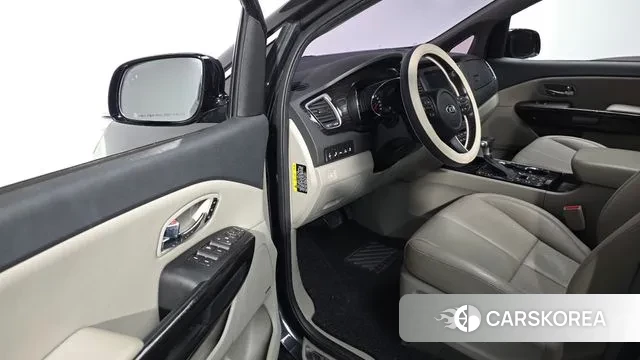 Kia The New Carnival 2019 Серый из Кореи, фото 3