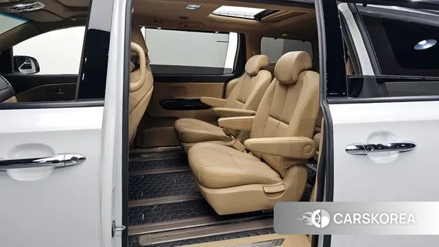 Kia The New Carnival 2019 Белый из Кореи, фото 3