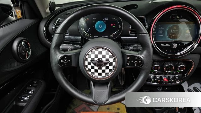 Mini Cooper Clubman 2023 Черный из Кореи, фото 3