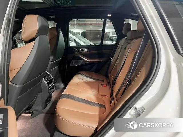 BMW X5M (G05) 2023 Белый из Кореи, фото 3