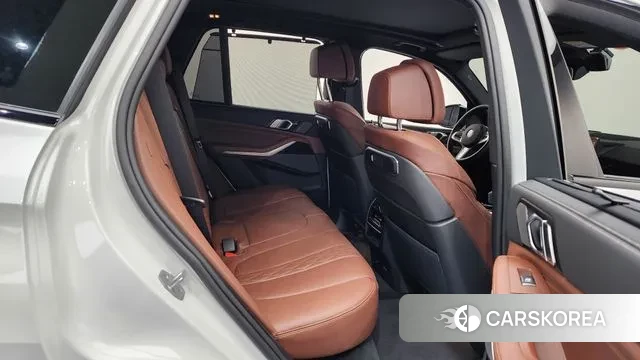 BMW X5 (G05) 2025 Белый из Кореи, фото 3