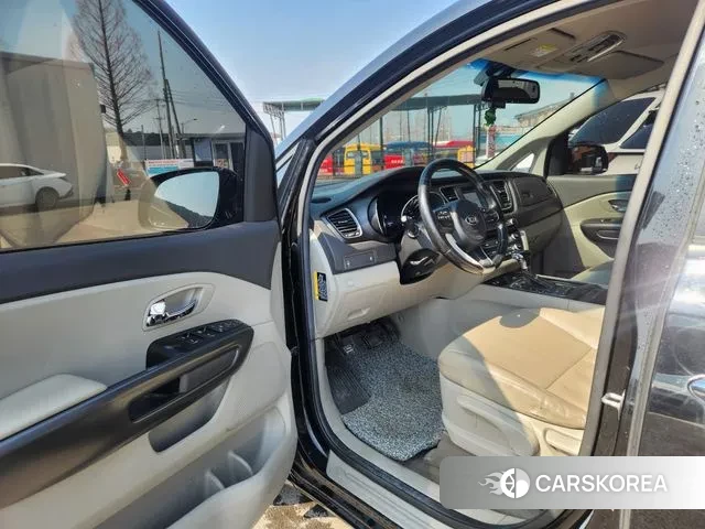 Kia All New Carnival 2018 Черный из Кореи, фото 3