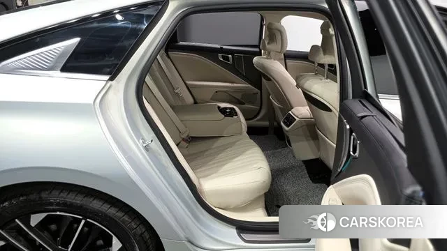 Kia The New K8 Hybrid 2025 Серебряный из Кореи, фото 3