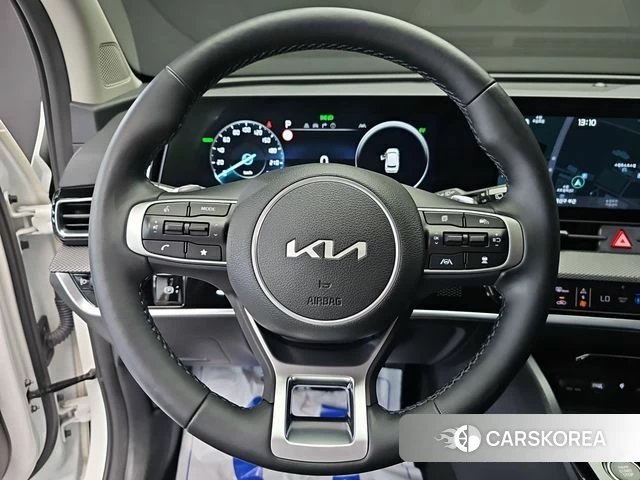 Kia The New Sportage 5th Generation Hybrid 2024 Белый из Кореи, фото 3