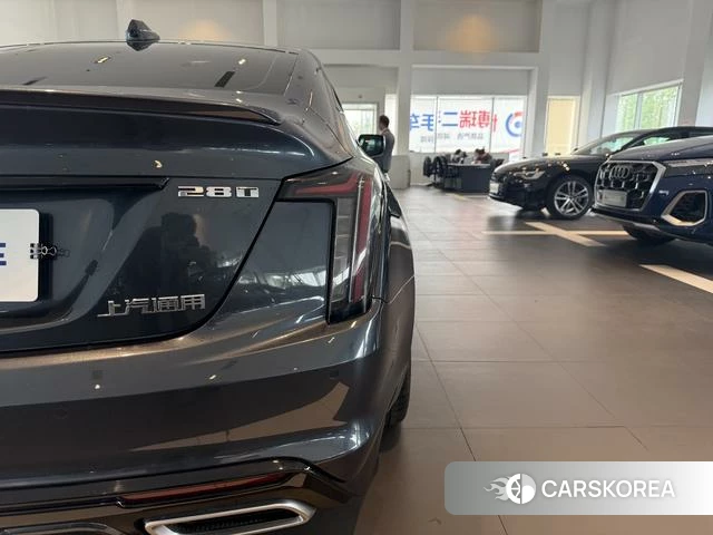 Cadillac CT5 2021 Синий из Китая, фото 3