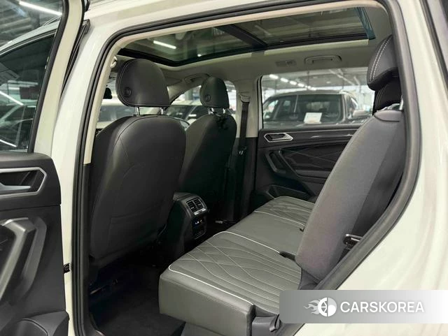 Volkswagen Tiguan L 2023 Белый из Китая, фото 3