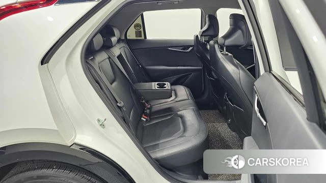 Kia Di Ol Nu Niro 2022 Белый из Кореи, фото 3