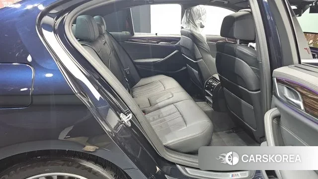 BMW 5 Series (G30) 2022 Черный из Кореи, фото 3