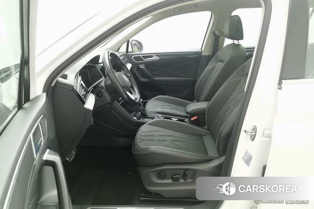 Volkswagen Tiguan L 2022 Белый из Китая, фото 3