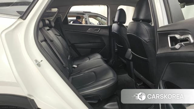 Kia Sportage 5th Generation 2022 Белый из Кореи, фото 3