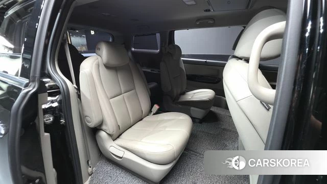 Kia The New Carnival 2018 Черный из Кореи, фото 3