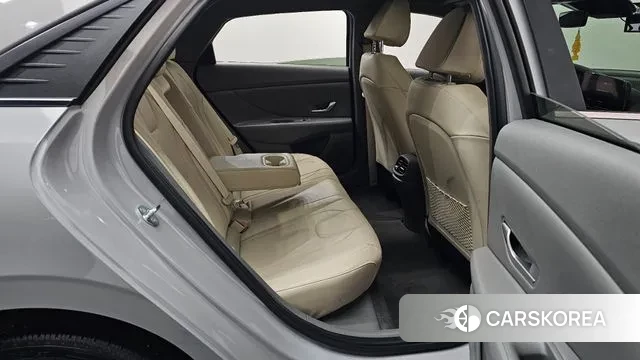 Hyundai Avante (CN7) 2022 Серебряный из Кореи, фото 3