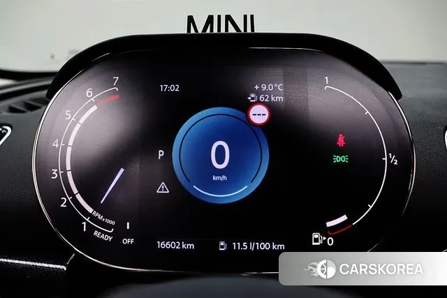 Mini Cooper Clubman 2023 Серебристо-серый из Кореи, фото 3