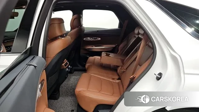 Genesis GV70 id 3063400 из Кореи 3