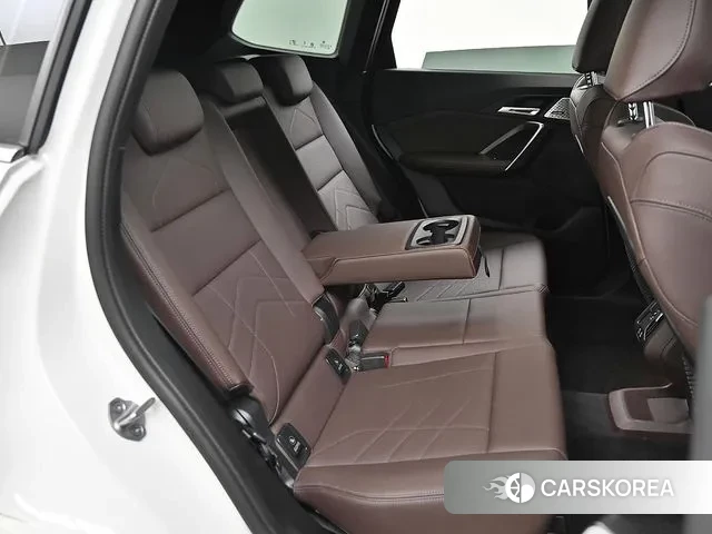 BMW X1 (U11) 2023 Белый из Кореи, фото 3