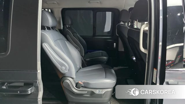 Hyundai Staria 2021 Серый из Кореи, фото 3