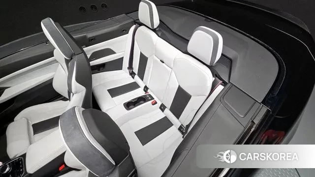 BMW M4 (G82) 2023 Черный из Кореи, фото 3