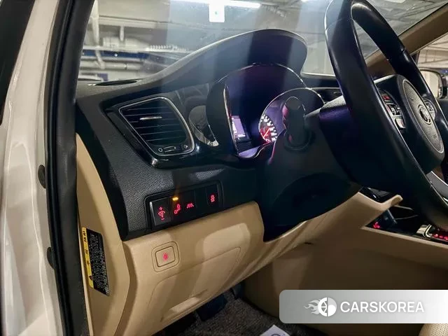 Kia The New Carnival 2019 Белый из Кореи, фото 3