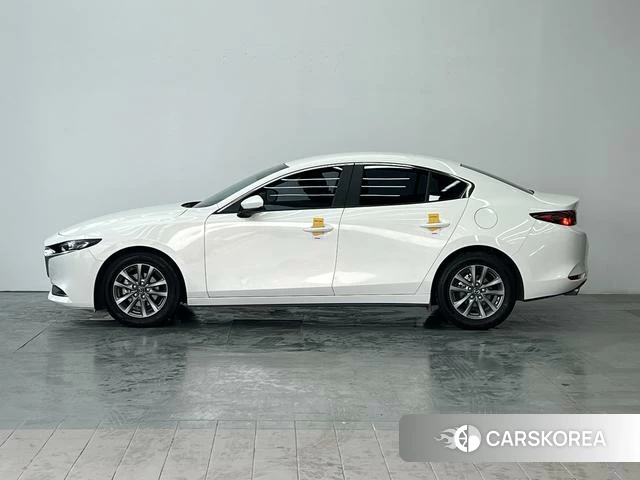 Mazda 3 Angkesaila 2022 Белый из Китая, фото 3