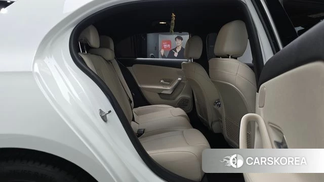 Mercedes-Benz A-Class W177 2021 Белый из Кореи, фото 3