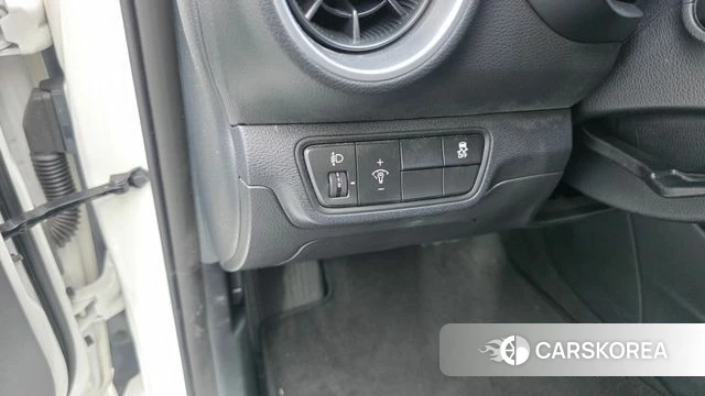 Kia The New K3 2nd generation 2022 Белый из Кореи, фото 3