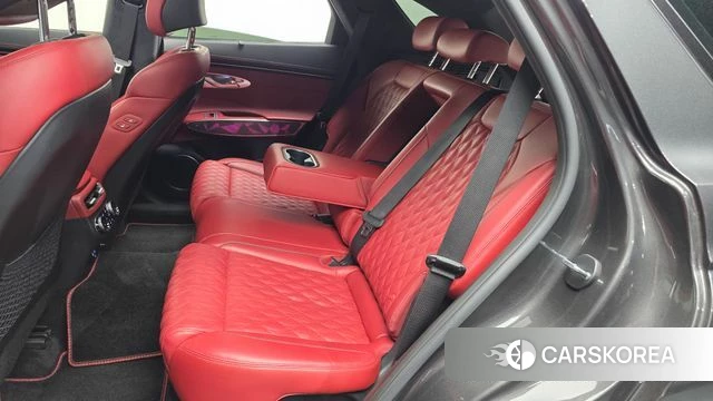 Genesis GV70 2023 Серый из Кореи, фото 3