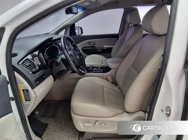 Kia The New Carnival 2018 Белый из Кореи, фото 3