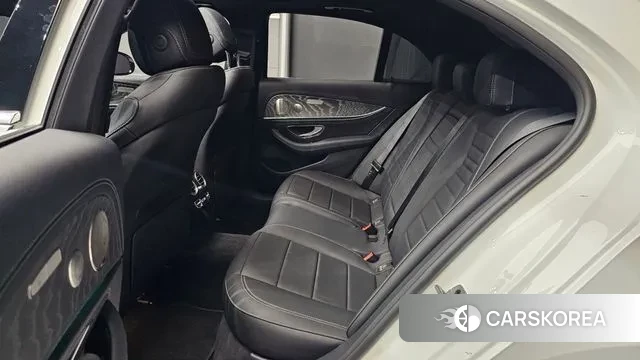 Mercedes-Benz E-Class W213 2022 Белый из Кореи, фото 3