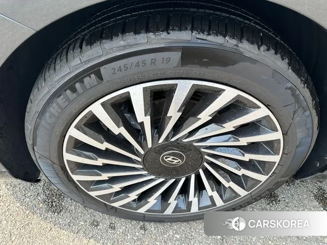 Hyundai Grandeur Hybrid (GN7) 2024 Серый из Кореи, фото 3