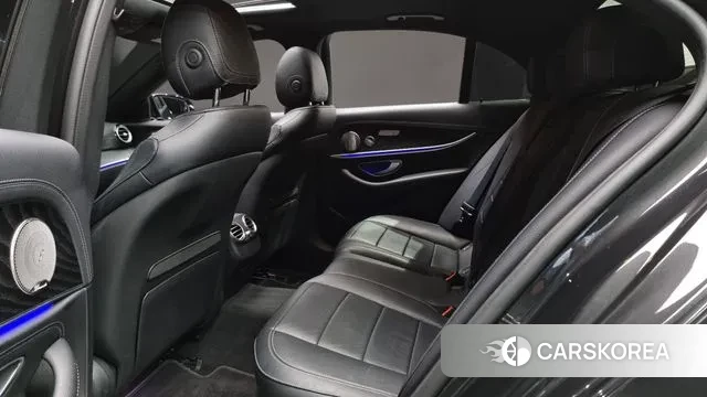 Mercedes-Benz E-Class W213 2022 Серый из Кореи, фото 3