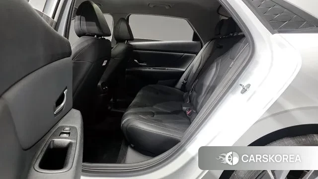 Hyundai The New Avante (CN7) 2023 Белый из Кореи, фото 3