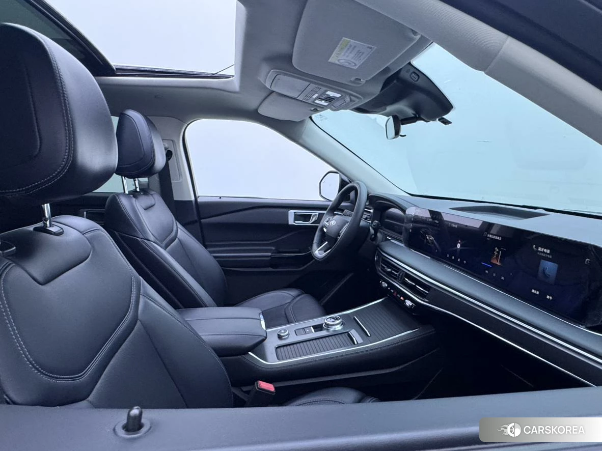 Ford Explorer 2024 Черный из Китая, фото 3