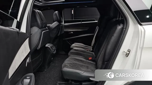 Peugeot 5008 second generation 2021 Белый из Кореи, фото 3
